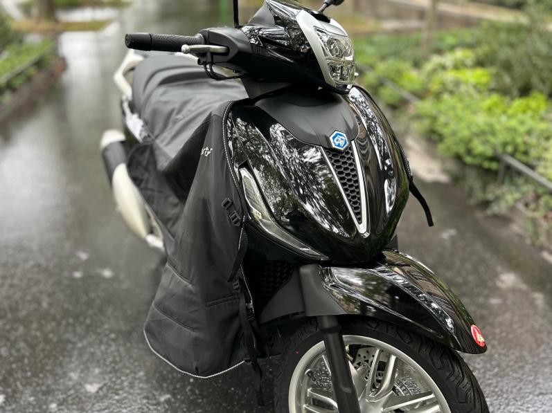PIAGGIO BEVERLY 300 HPE GARANTIE 48 MOIS LIVRAISON DANS TOUTE LA FRANCE 
