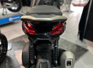 PIAGGIO BEVERLY 300 HPE GARANTIE 48 MOIS LIVRAISON DANS TOUTE LA FRANCE 